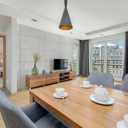 Park Mariacka Z Parkingiem By Renters Щецин