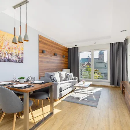 Park Mariacka Z Parkingiem By Renters Апартаменты