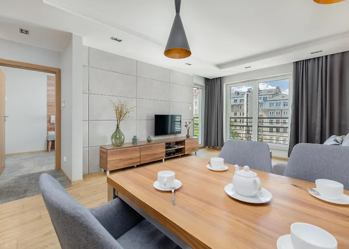 Park Mariacka Z Parkingiem By Renters Stettin