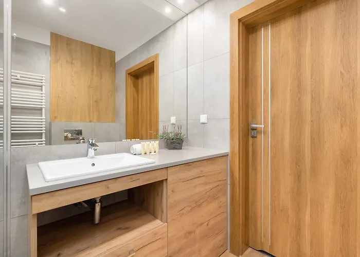 Appartement Park Mariacka Z Parkingiem By Renters Szczecin