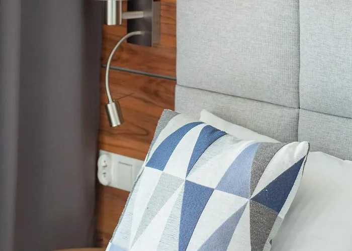 Park Mariacka Z Parkingiem By Renters