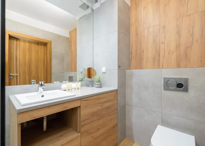 Park Mariacka Z Parkingiem By Renters Szczecin